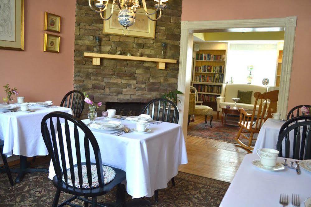 The Bell House Inn グレンズフォールズ エクステリア 写真